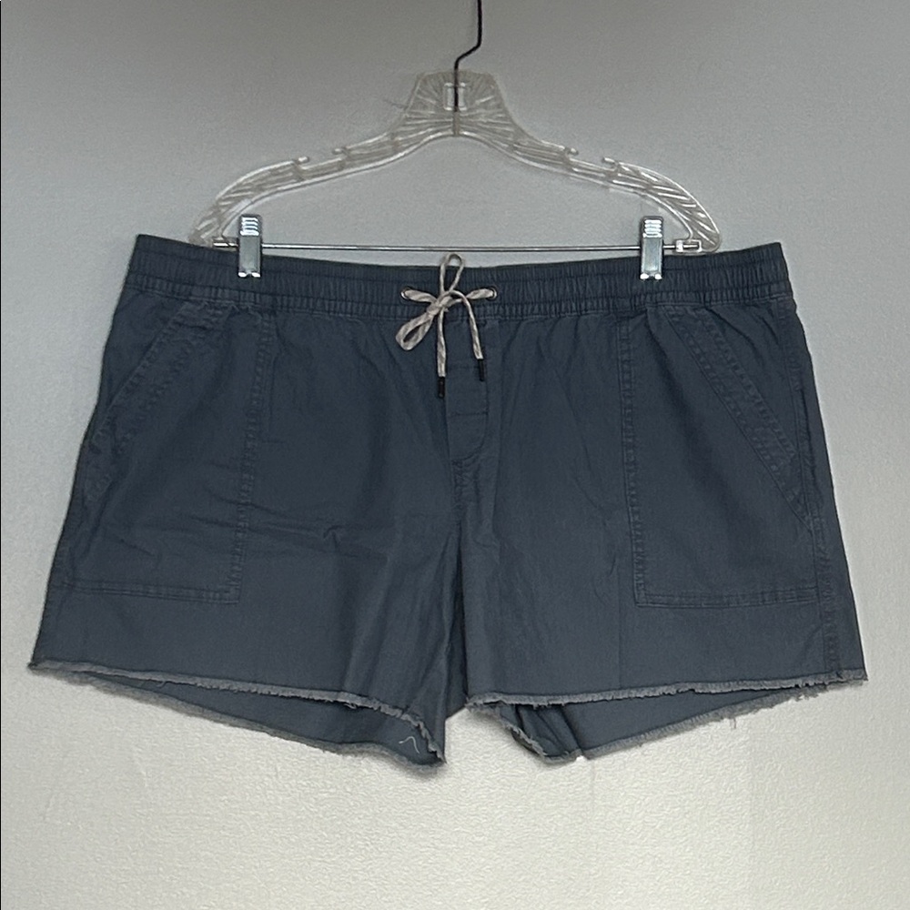 Bass Pro Shop Natural Reflections Women's Blue/Gray Casual Shorts size xxl